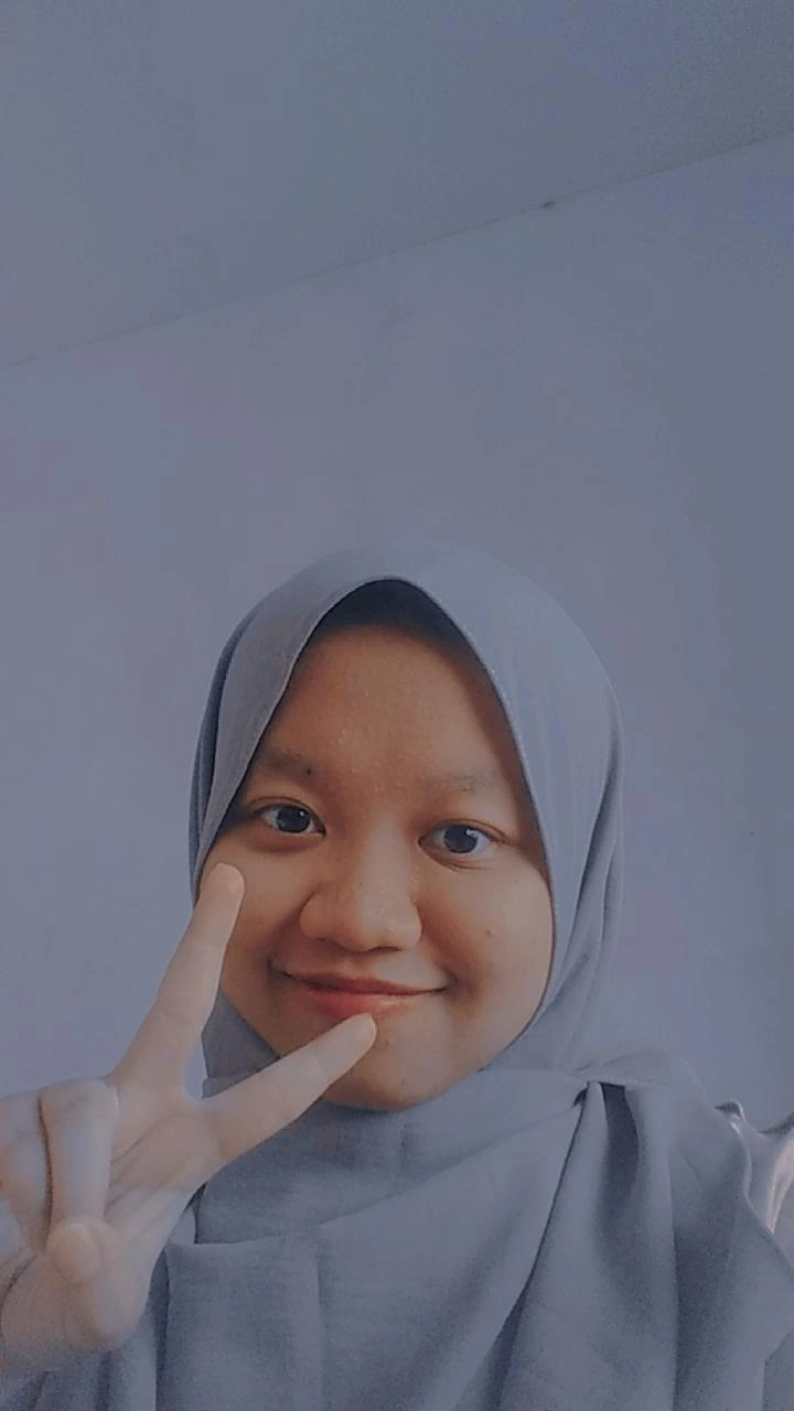 Dewi Chalissa Rania